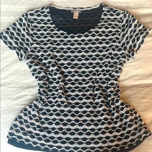 Chico's Black and White Short Sleeve Top